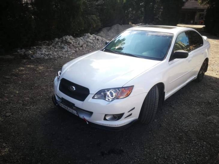 Subaru Legacy - Image 2