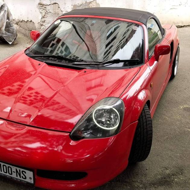 Toyota MR2